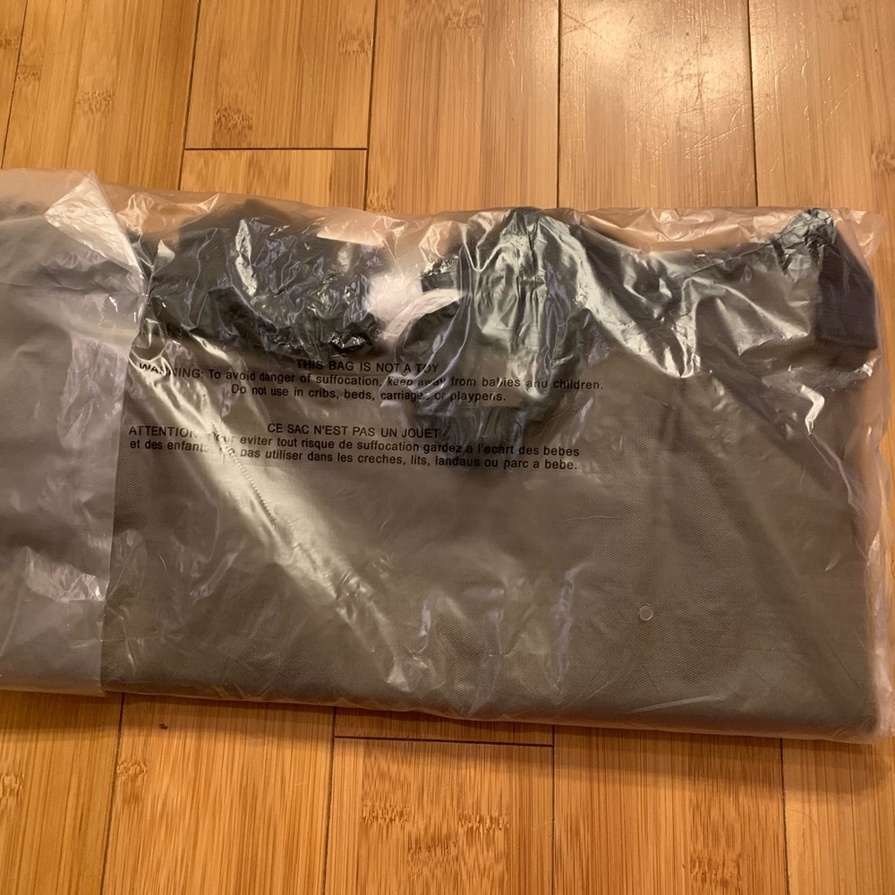 🆕 VS insulated cooler tote - Picture 4 of 4